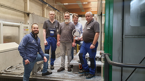 UNIPORT7000 CNC Maschine | Grossteilbearbeitung bei Firma Kostwein | unisign.com