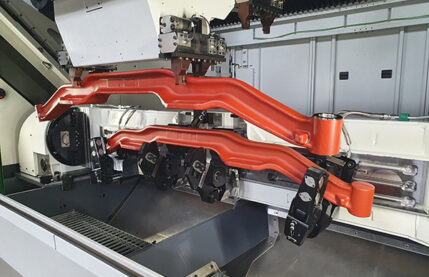Efficient machining of front axles, Unitwin6000