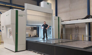 Uniport 6000 CNC machine for STT Services