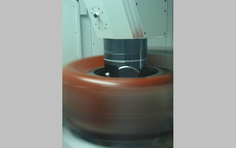 UNICOM6000 CNC Machine | Multi-task machining centre | 'Plunging' into components for inside machining operations | unisign.com