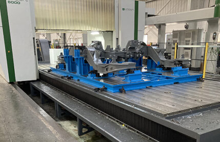 Train bogie CNC machining - Unisign