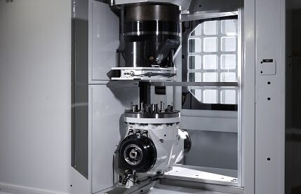 UNIPORT6000 CNC machining with various machining heads UNIPORT6000 CNC machine | With choice of right angle and universal machining heads | unisign.com