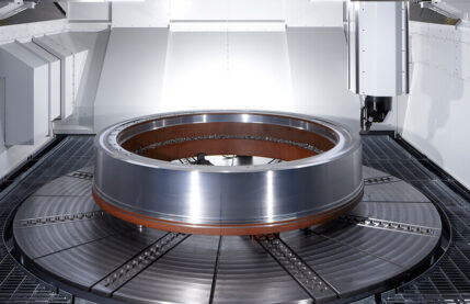 UNIPORT7000-MTC CNC machine | Fully enclosed cnc machine UNIPORT7000-MTC CNC machine | Good accessibility | Fully enclosed cnc machine | quick changeovers | unisign.com